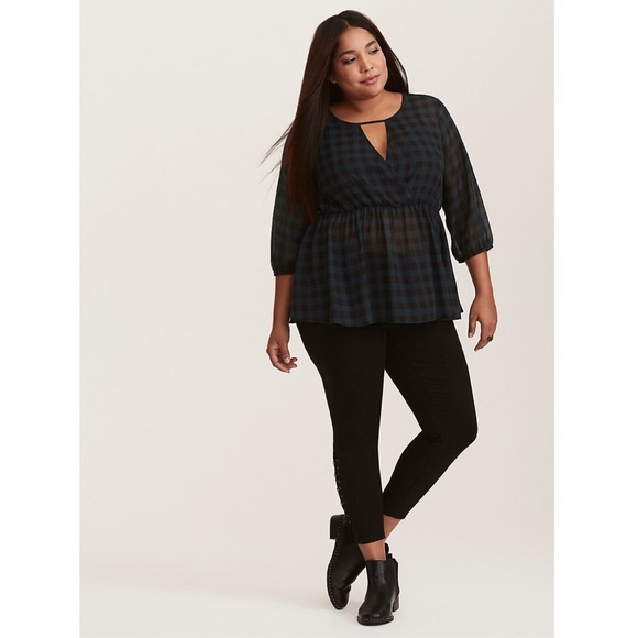 Torrid Gingham Chiffon Surplice Peplum Top J335 - Picture 2 of 8